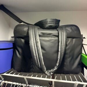 Luka Duffel in Matte Black